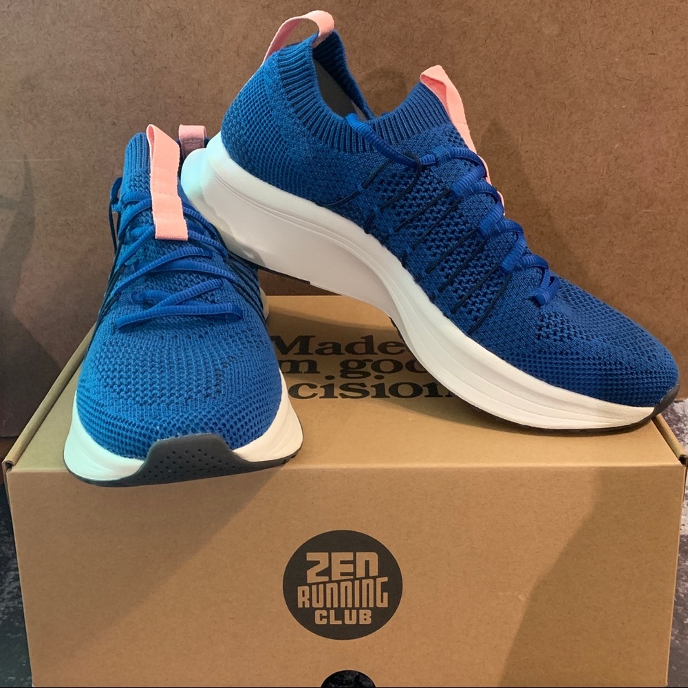 NWT Zen Running Club ZR 01 Men 10 /Women 11.5